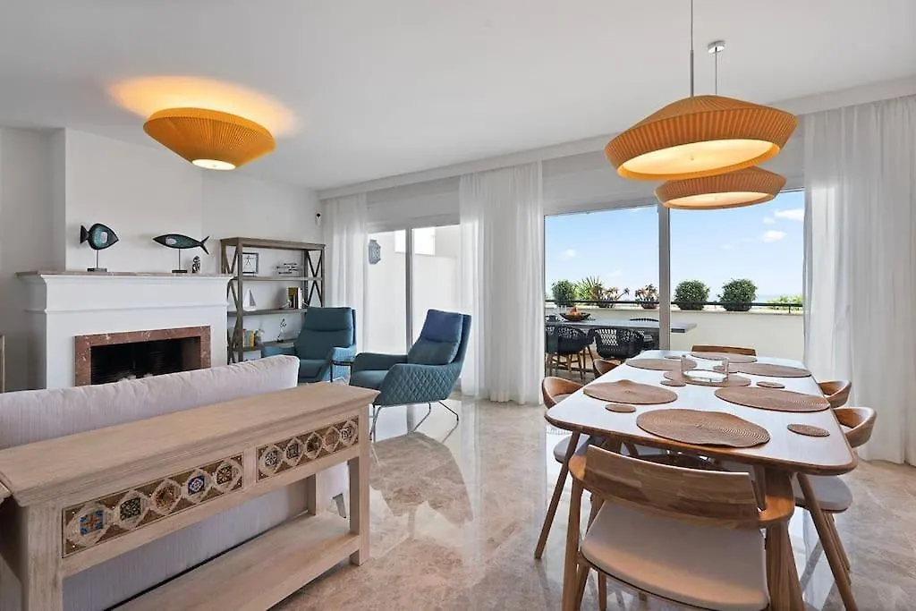 Casa Makas Santa Clara Golf Apartment Marbella