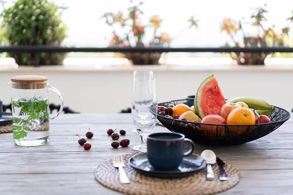 Casa Makas Santa Clara Golf Apartment Marbella