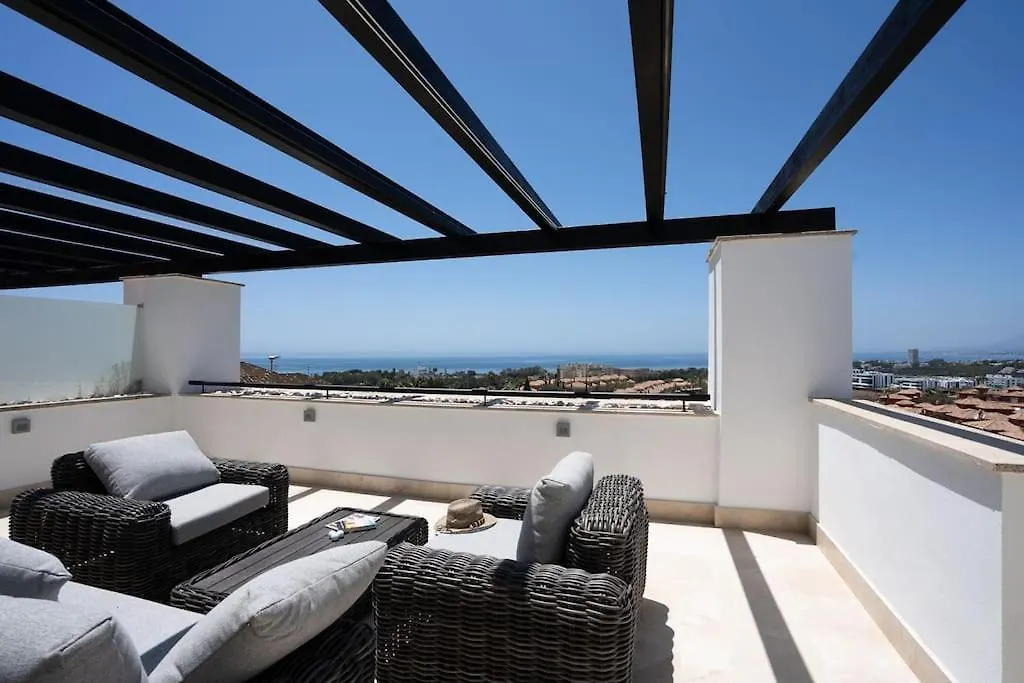 Casa Makas Santa Clara Golf Apartment Marbella