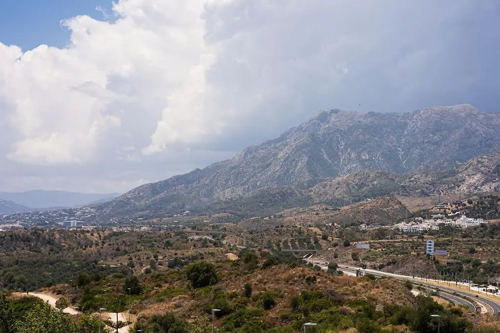 Casa Makas Santa Clara Golf Apartment Marbella Spain